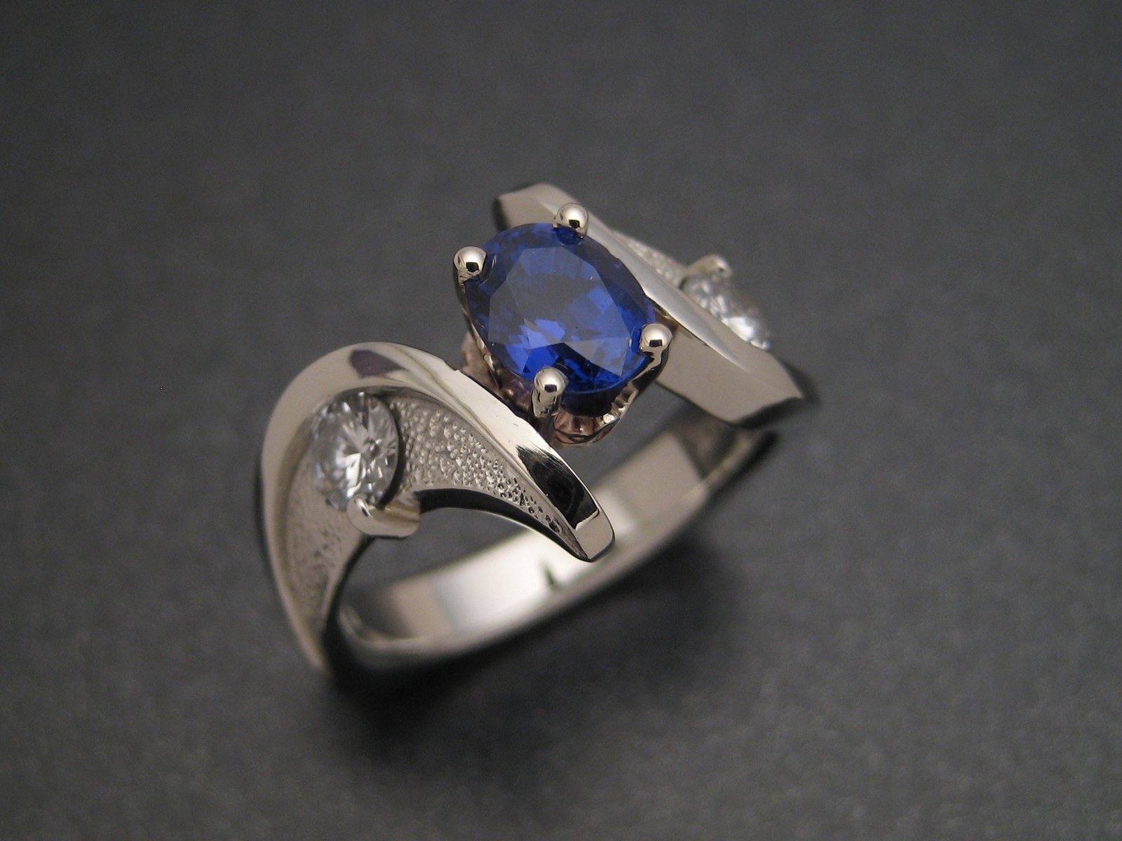 Custom make wedding ring